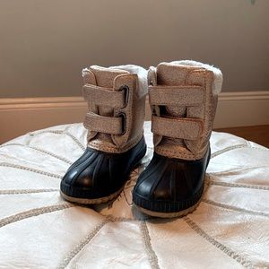 Gap Thinsulate Snow Duck Boots